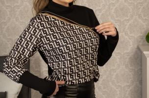 Елегантна блуза с геометричен принт и цип MATTINA, бежова