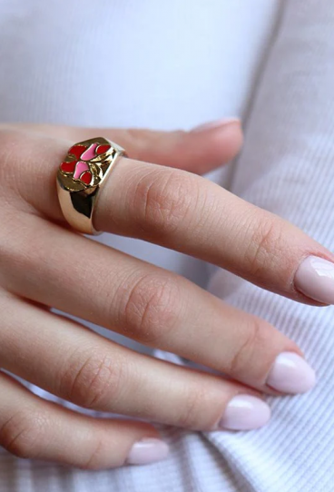 Елегантен пръстен, червен цвят