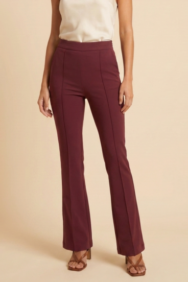 Дълги панталони с разкроен край и висока талия, бордо